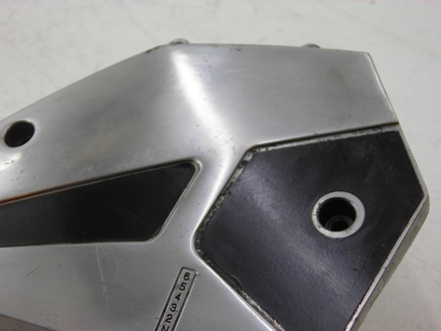 photo de TAMPA DO PINHÃO KAWASAKI ZEPHYR 550 (1991 - 1998) - Zoom do estado de desgaste