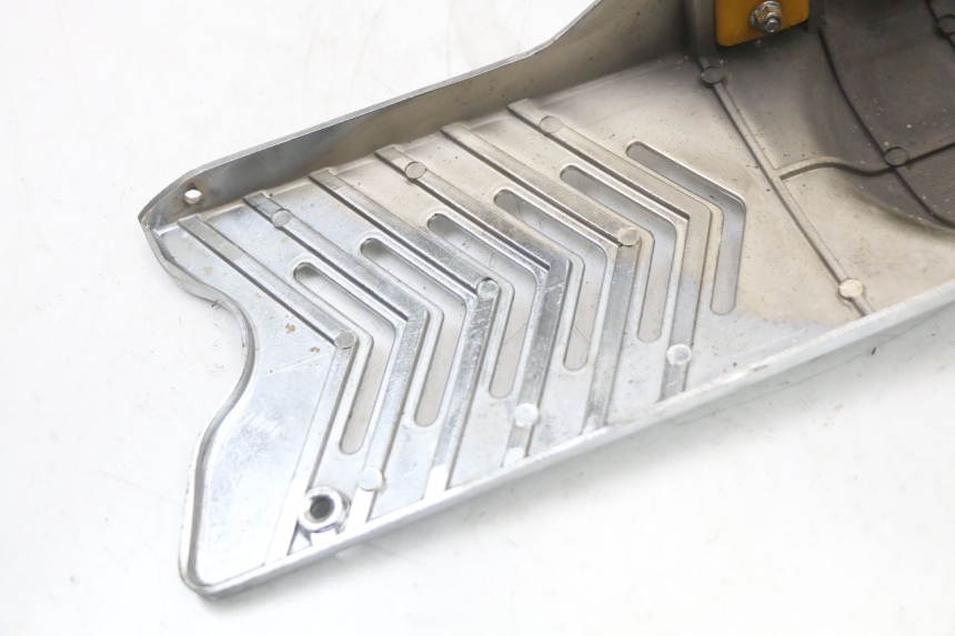photo de TAMPA DO PINHÃO REGAL RAPTOR SPYDER 125 (2010 - 2018) - Pontos de fixação