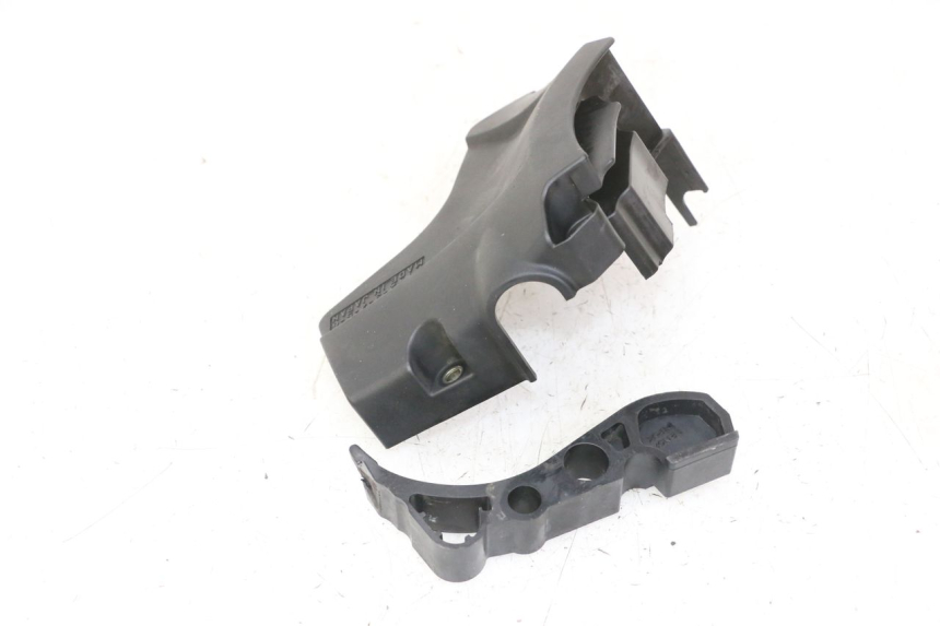 photo de TAMPA DO PINHÃO YAMAHA XJ6 ABS 600 (2008 - 2016) - Detalhe da peça