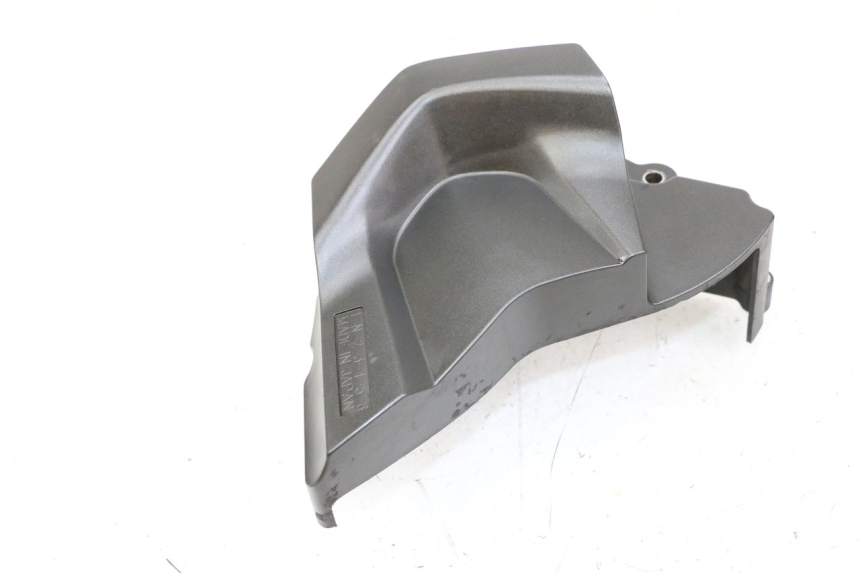 photo de TAMPA DO PINHÃO YAMAHA FZ1 FAZER 1000 (2007 - 2009) - Detalhe da peça