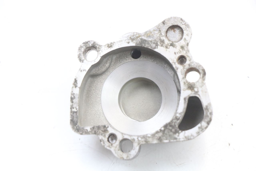 photo de TAMPA DA BOMBA DE ÁGUA YAMAHA DTLC 125 (1982 - 1987) - Zoom do estado de desgaste