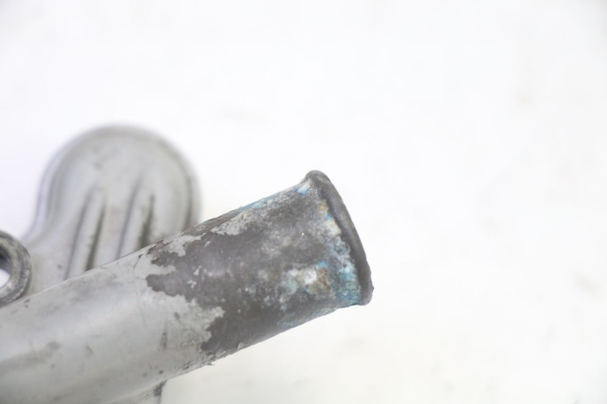 photo de TAMPA DA BOMBA DE ÁGUA DERBI SENDA SM DRD 50 (2008 - 2013) - Zoom do estado de desgaste