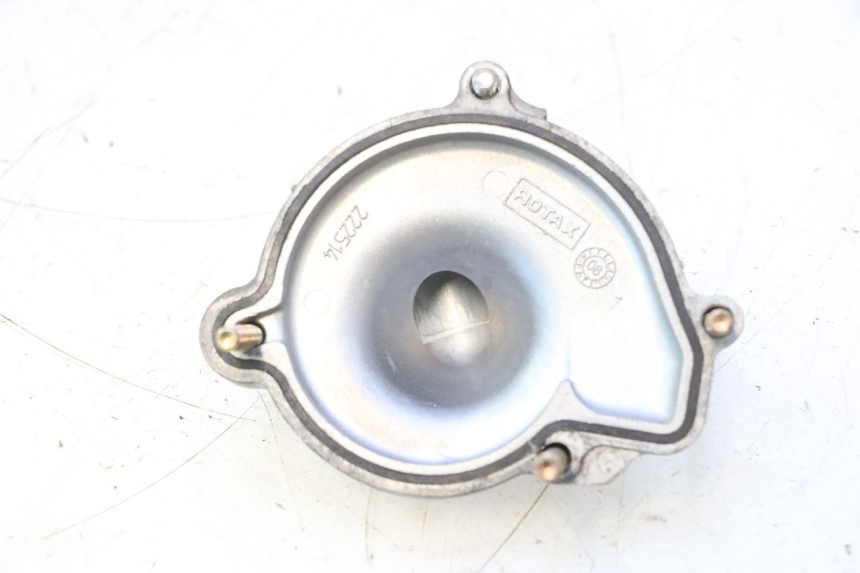 photo de CARCAÇA DA BOMBA DE ÁGUA CAN-AM SPYDER RS 1000 (2008 - 2012) - Outro ângulo de visão