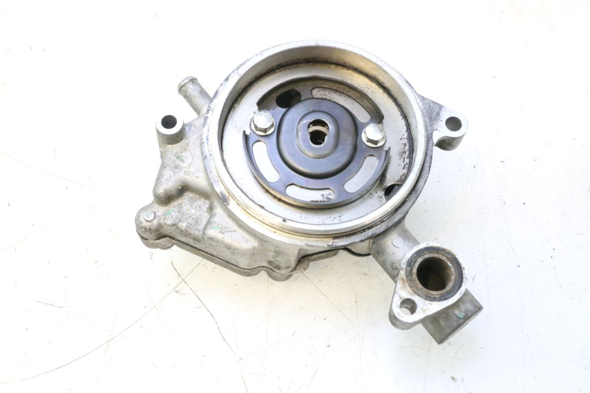 photo de CARCAÇA DA BOMBA DE ÁGUA YAMAHA X-MAX XMAX 125 (2010 - 2013) - Zoom do estado de desgaste