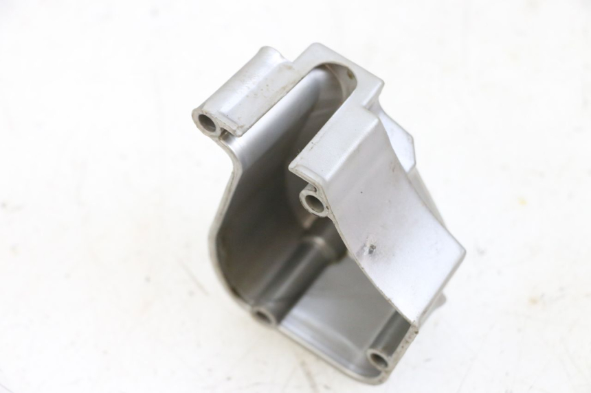 photo de TAMPA DA BOMBA DE ÓLEO APRILIA RS 50 (2006 - 2010) - Detalhe da peça