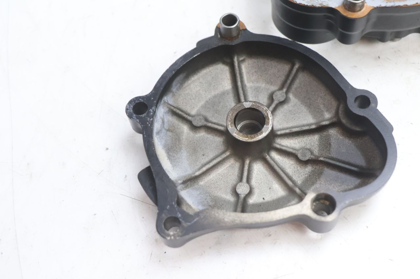 photo de TAMPA DO CUBO DE RODA LIVRE SUZUKI GSR 600 (2005 - 2012) - Estado da superfície