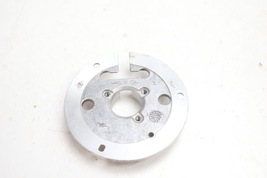 photo de CARCAÇA DO ESTATOR HM HONDA CRM DERAPAGE RR 50 (2006 - 2017) - Zoom do estado de desgaste