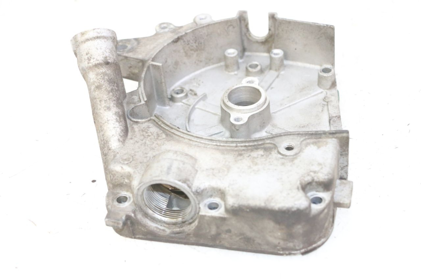 photo de TAMPA DO ESTATOR PEUGEOT KISBEE 4T 50 (2010 - 2017) - Detalhe da peça