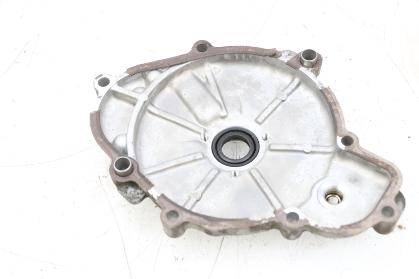 photo de TAMPA DO ESTATOR YAMAHA NEOS NEO'S 4T 50 (2008 - 2016) - Outro ângulo de visão