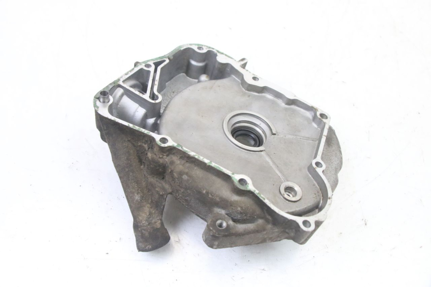 photo de TAMPA DO ESTATOR PEUGEOT VIVACITY 125 (2010 - 2017) - Pontos de fixação