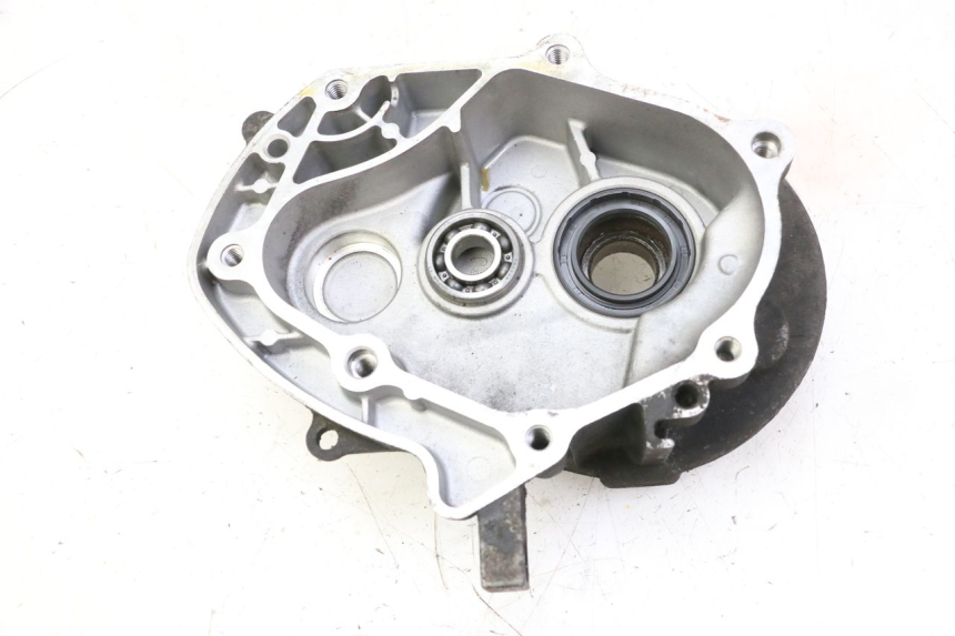photo de CARCAÇA DE TRANSMISSÃO DA RODA HONDA FES S-WING SWING ABS 125 (2007 - 2015) - Pontos de fixação