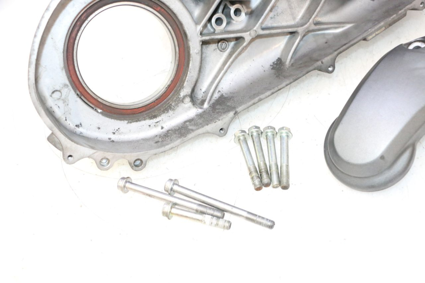 photo de CARCAÇA DE TRANSMISSÃO RODA HONDA FJS SILVER WING SILVERWING 400 (2005 - 2008) - Marcações e referências