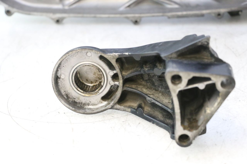 photo de CARCAÇA DE TRANSMISSÃO RODA HONDA FJS SILVER WING SILVERWING 400 (2005 - 2008) - Detalhes característicos