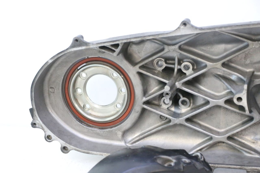 photo de CARCAÇA DE TRANSMISSÃO RODA HONDA FJS SILVER WING SILVERWING 400 (2005 - 2008) - Vista de perto