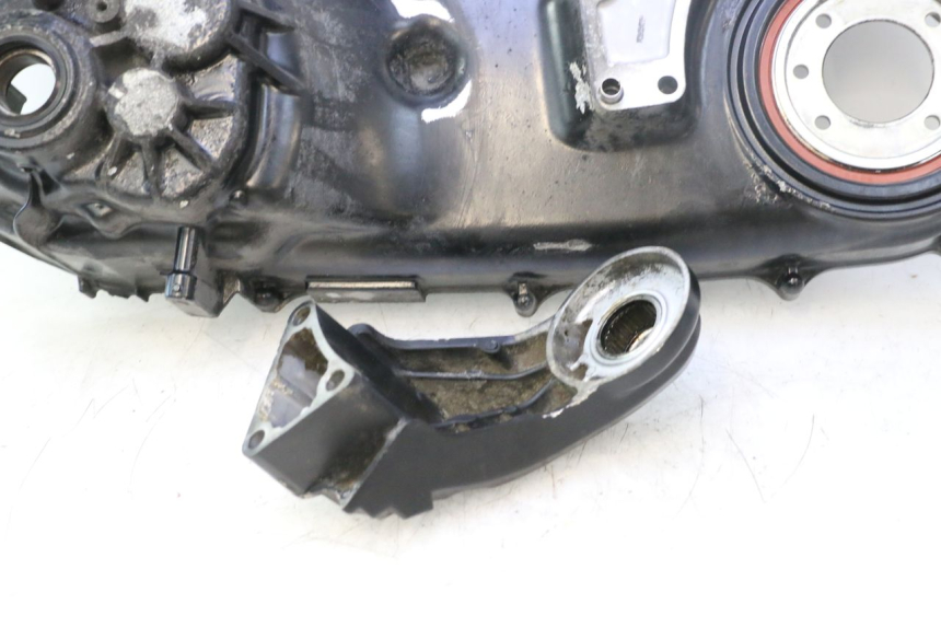 photo de CARCAÇA DE TRANSMISSÃO RODA HONDA FJS SILVER WING SILVERWING 400 (2005 - 2008) - Pontos de fixação