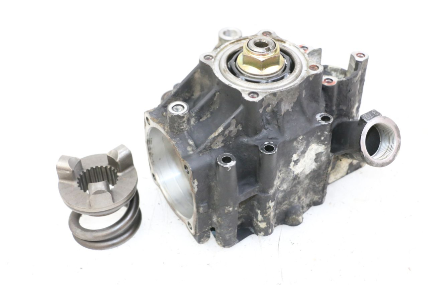 photo de CARCAÇA DE TRANSMISSÃO DA RODA KAWASAKI GTR 1000 (1994 - 2004) - Vista geral
