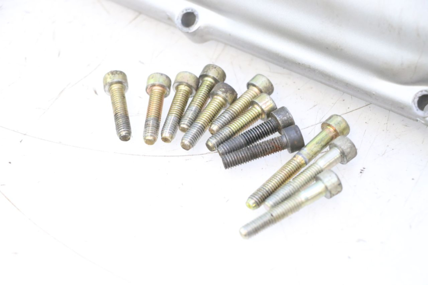 photo de CARCAÇA DO VARIADOR MBK BOOSTER ROCKET 50 (2004 - 2016) - Vista de perto