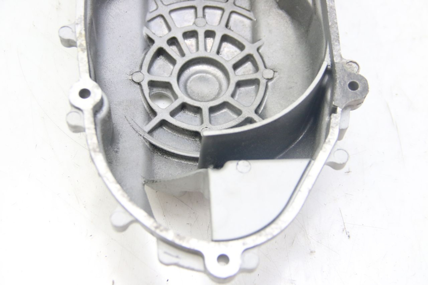 photo de TAMPA DO VARIADOR YAMAHA BW'S BWS 125 (2010 - 2013) - Detalhes característicos