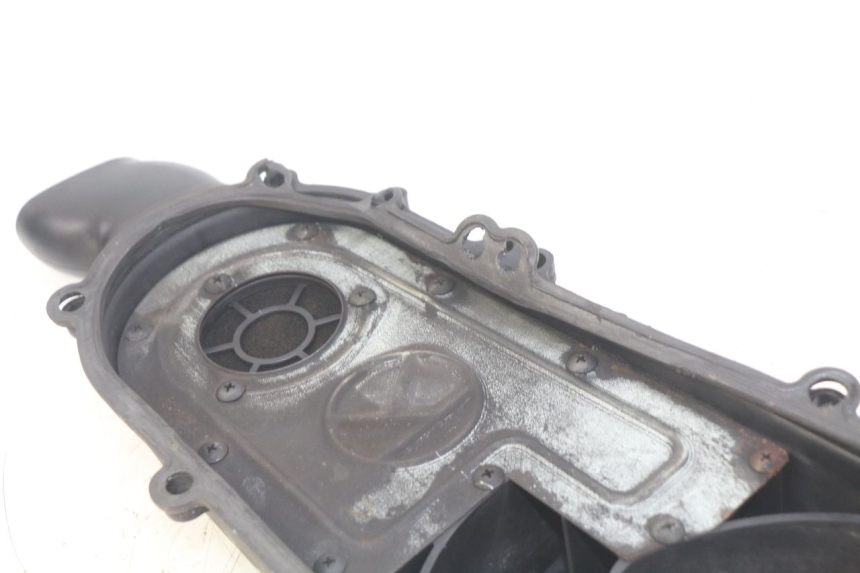 photo de TAMPA DO VARIADOR KYMCO DINK STREET 125 (2009 - 2014) - Outro ângulo de visão