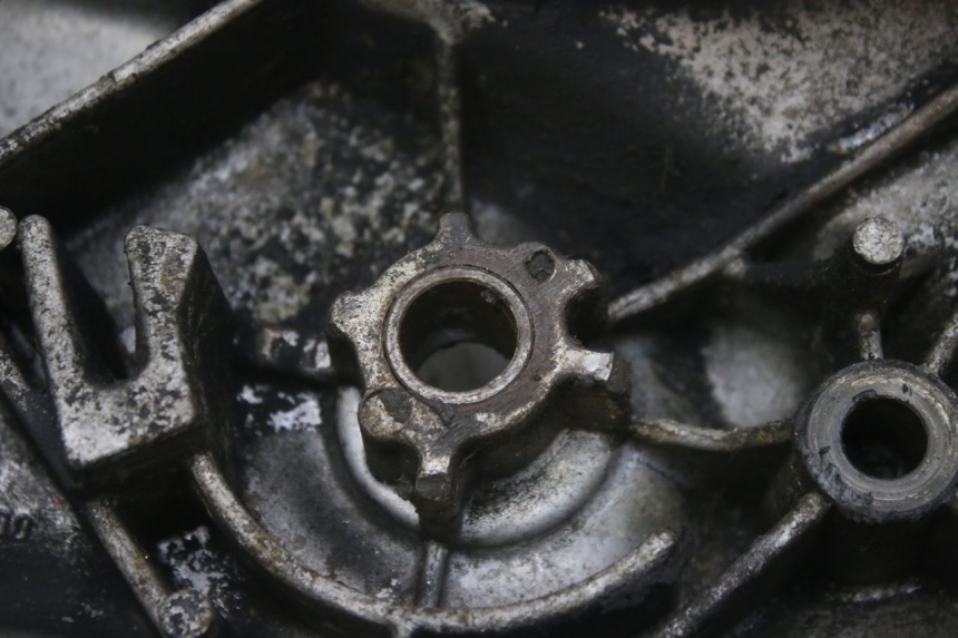 photo de TAMPA DO VARIADOR PEUGEOT ELYSTAR 50 (2002 - 2014) - Detalhe da peça