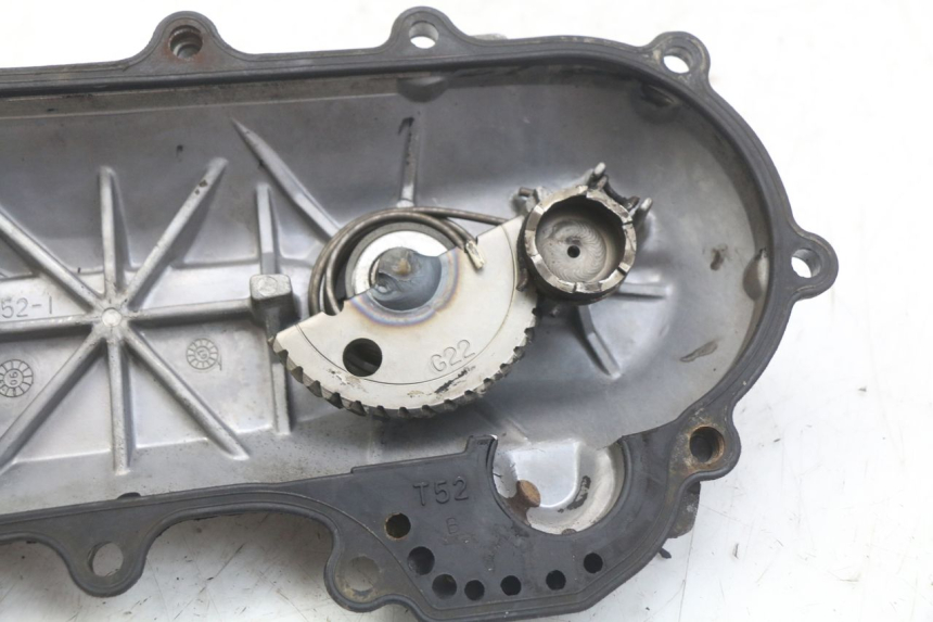photo de TAMPA DO VARIADOR SYM JET EURO X 2T 50 (2003 - 2007) - Detalhe da peça