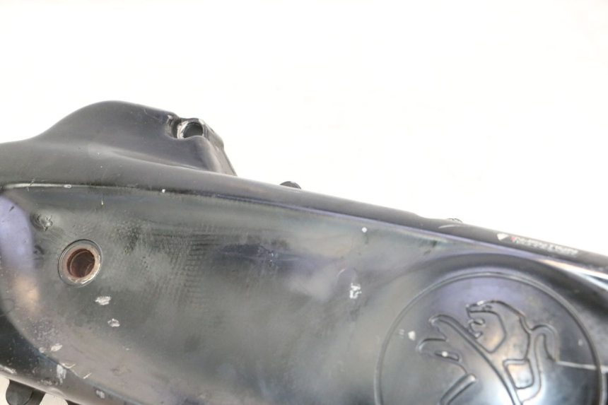 photo de TAMPA DO VARIADOR PEUGEOT KISBEE 4T 50 (2018 - 2022) - Detalhes característicos