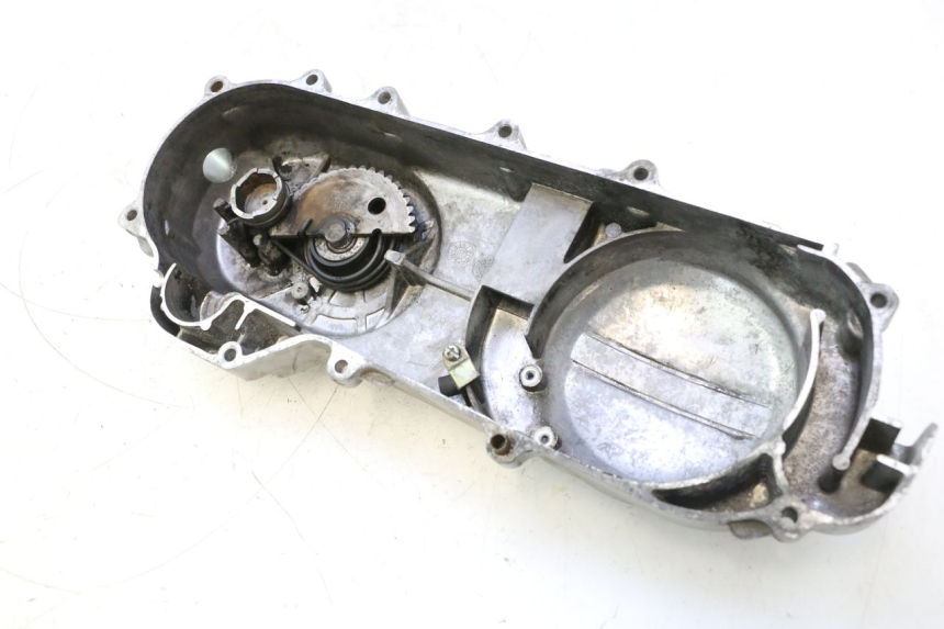 photo de TAMPA DO VARIADOR PEUGEOT KISBEE 4T 50 (2010 - 2017) - Outro ângulo de visão
