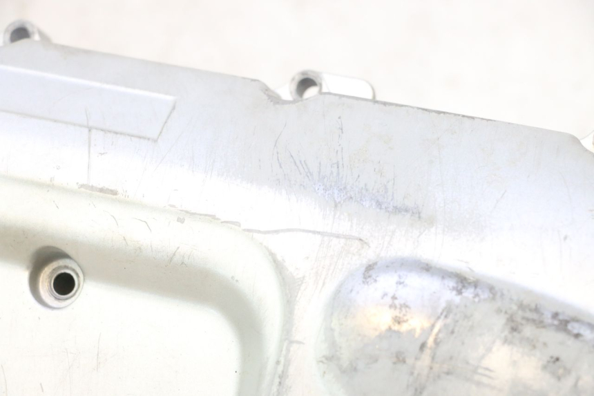 photo de TAMPA DO VARIADOR MBK MACH G AC 50 (2002 - 2014) - Detalhes característicos