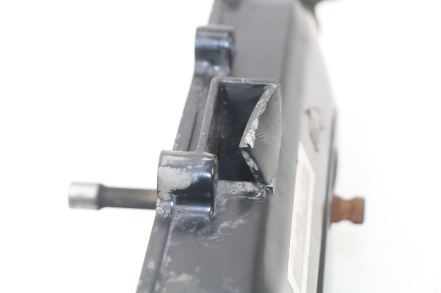 photo de TAMPA DO VARIADOR SYM ORBIT 2 4T 50 (2008 - 2017) - Outro ângulo de visão