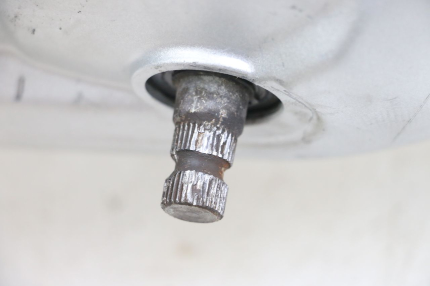 photo de TAMPA DO VARIADOR MBK OVETTO ONE 2T 50 (2013 - 2017) - Detalhe da peça