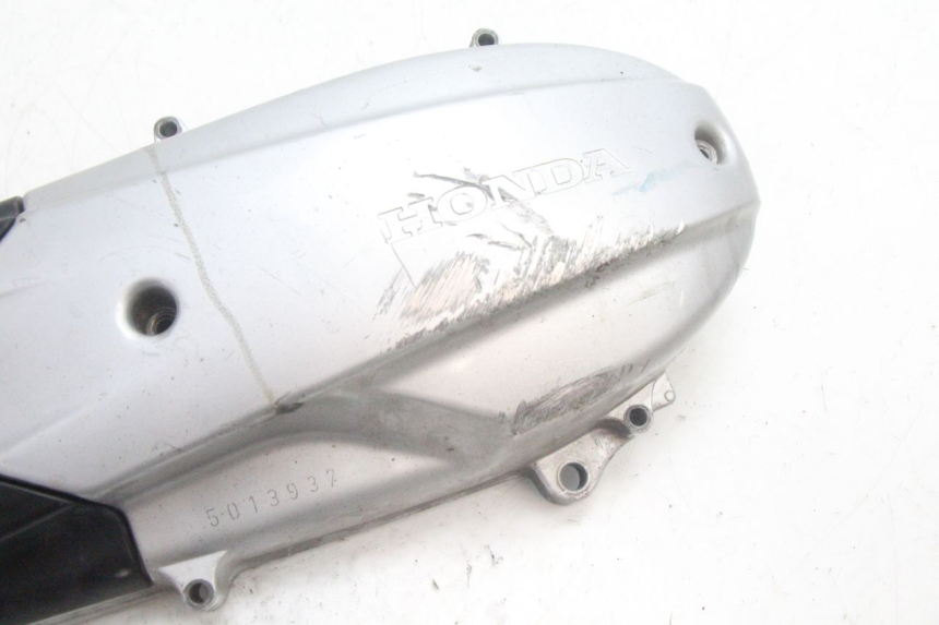 photo de TAMPA DO VARIADOR HONDA PCX (JF28) 125 (2009 - 2011) - Zoom do estado de desgaste