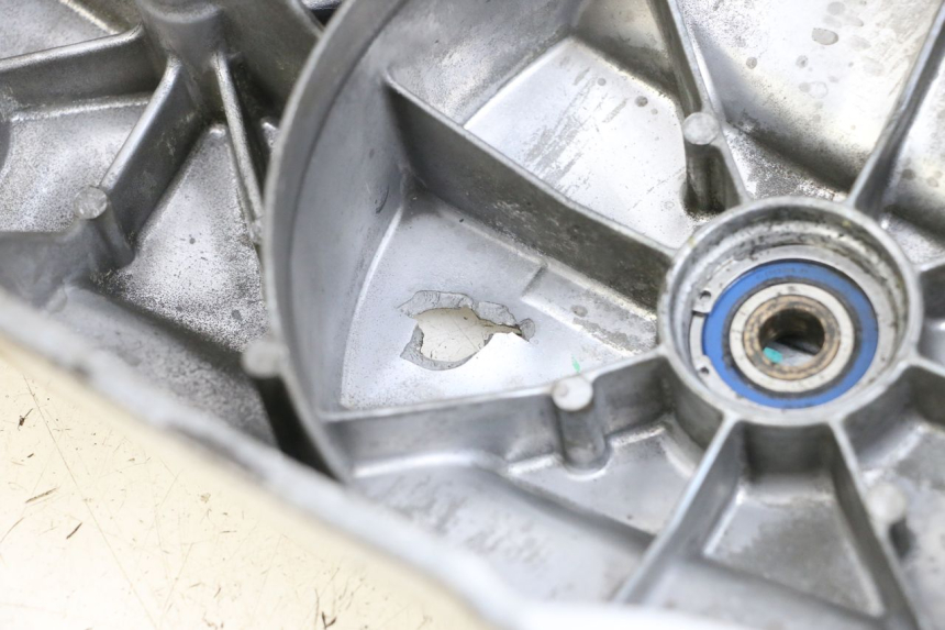 photo de TAMPA DO VARIADOR HONDA PCX (JF47) 125 (2012 - 2013) - Outro ângulo de visão