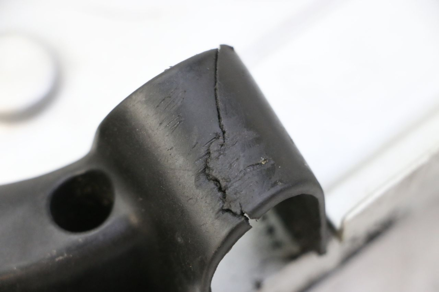 photo de TAMPA DO VARIADOR PIAGGIO ZIP 4T 50 (2018 - 2020) - Pontos de fixação