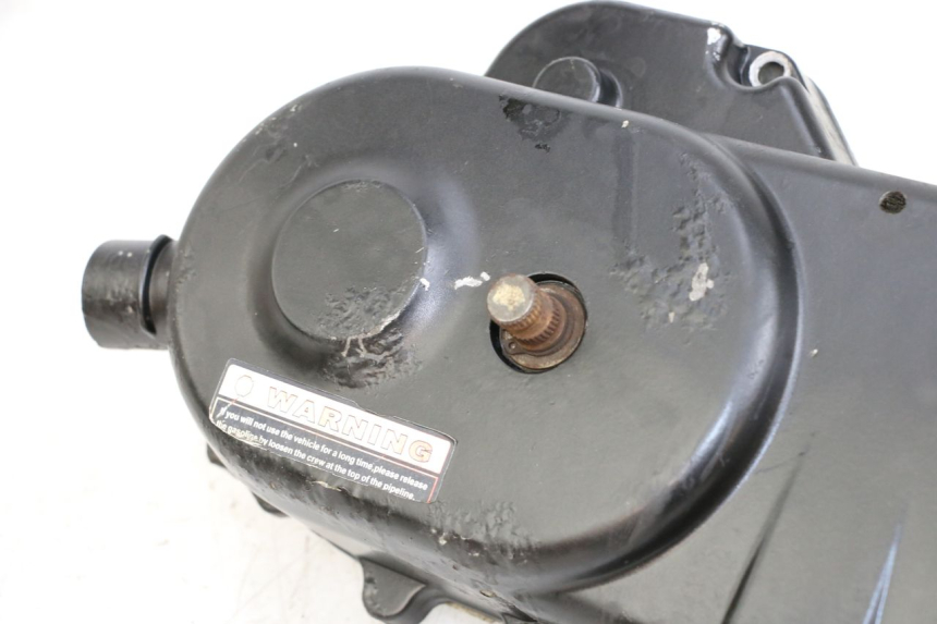 photo de TAMPA DO VARIADOR TNT MOTOR ROMA 10' 4T 50 (2007 - 2018) - Detalhes característicos
