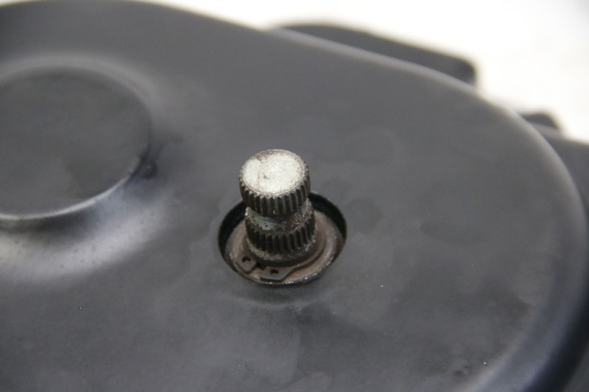 photo de TAMPA DO VARIADOR JM MOTORS SANTANA 50 (2014 - 2023) - Pontos de fixação