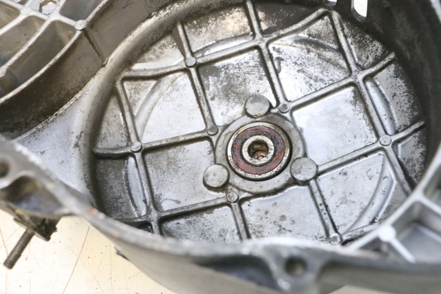 photo de TAMPA DO VARIADOR PEUGEOT SATELIS COMPRESSOR K15 125 (2006 - 2009) - Outro ângulo de visão