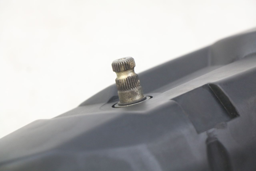 photo de TAMPA DO VARIADOR KYMCO SENTO 100 (2008 - 2013) - Pontos de fixação