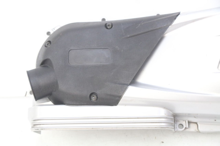 photo de TAMPA DO VARIADOR PIAGGIO VESPA GTS IGET ABS 125 (2017 - 2023) - Vista de perto