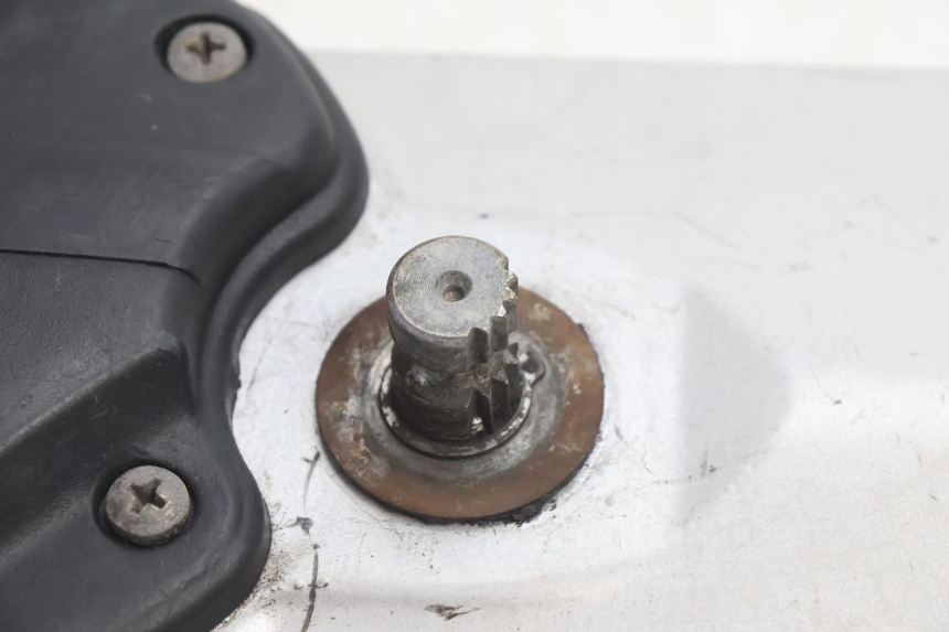photo de TAMPA DO VARIADOR PIAGGIO VESPA PRIMAVERA 2T 50 (2013 - 2018) - Ampliação técnica