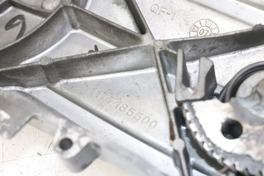 photo de TAMPA DO VARIADOR PEUGEOT VIVACITY NEW 2T 50 (2008 - 2017) - Zoom do estado de desgaste