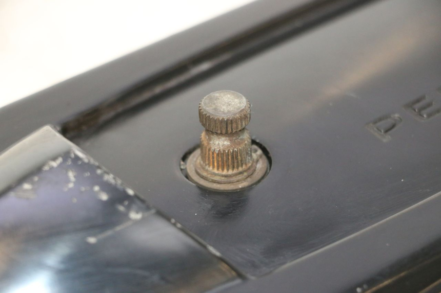 photo de TAMPA DO VARIADOR PEUGEOT VIVACITY NEW 2T 50 (2008 - 2017) - Detalhes característicos