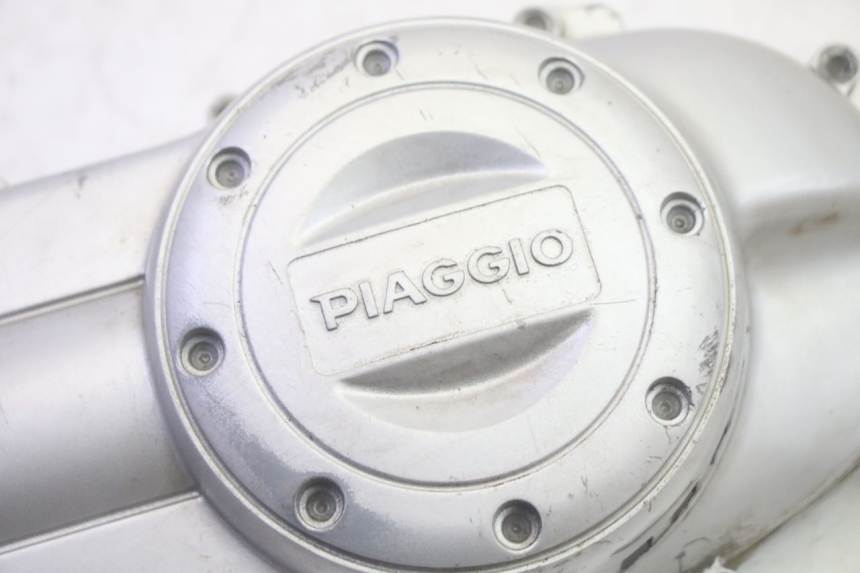 photo de TAMPA DO VARIADOR PIAGGIO ZIP 4T 50 (2018 - 2020) - Outro ângulo de visão