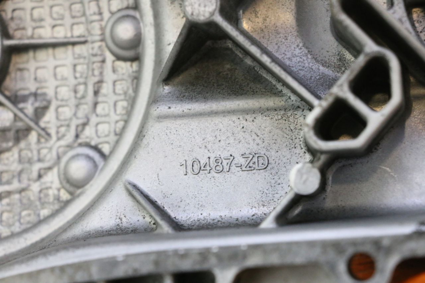 photo de CARCAÇA DO VARIADOR PIAGGIO ZIP IGET 4T 50 (2021 - 2023) - Outro ângulo de visão