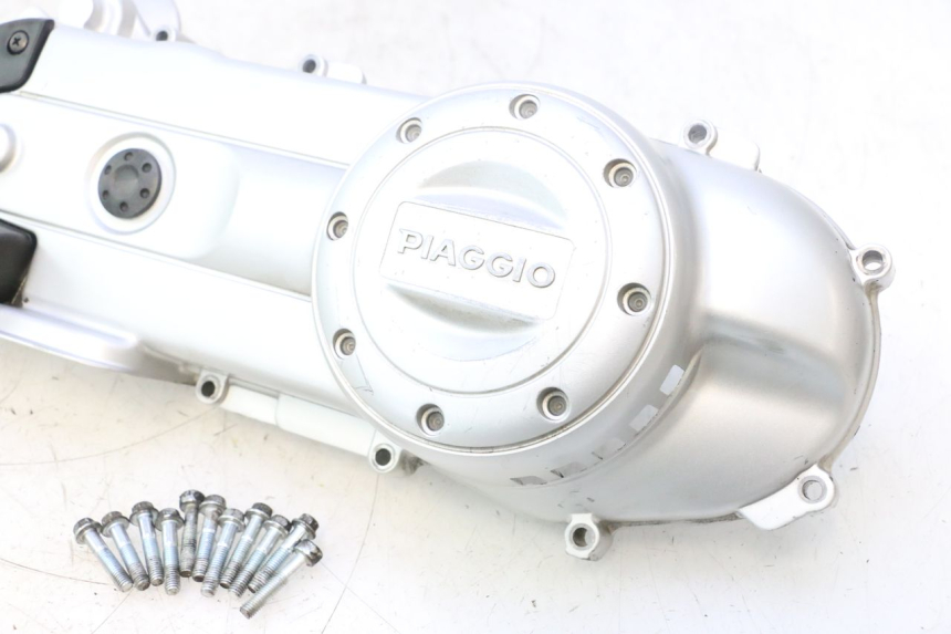photo de CARCAÇA DO VARIADOR PIAGGIO ZIP IGET 4T 50 (2021 - 2023) - Marcações e referências