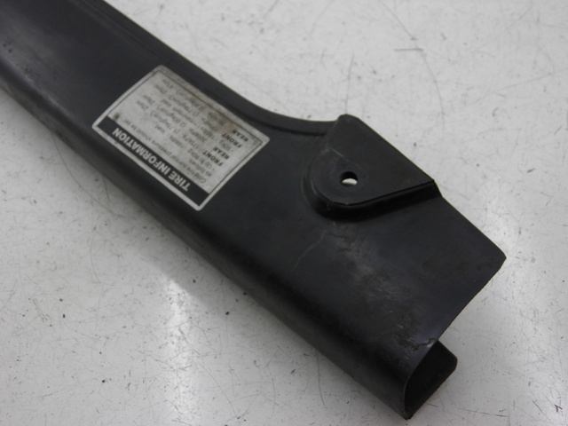 photo de TAMPA DE CORRENTE YAMAHA YBR 125 (2004 - 2006) - Detalhe da peça