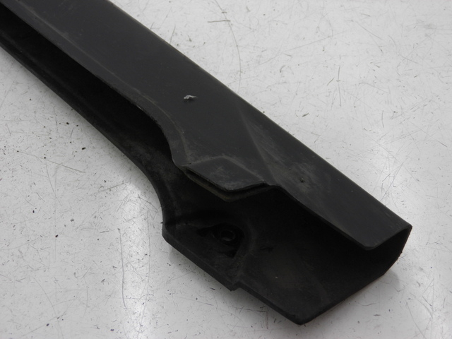 photo de TAMPA DE CORRENTE YAMAHA YBR 125 (2004 - 2006) - Ampliação técnica