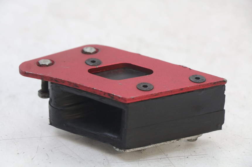 photo de TAMPA DE CORRENTE DERBI SENDA SM DRD X-TREME 50 (2011 - 2017) - Zoom do estado de desgaste