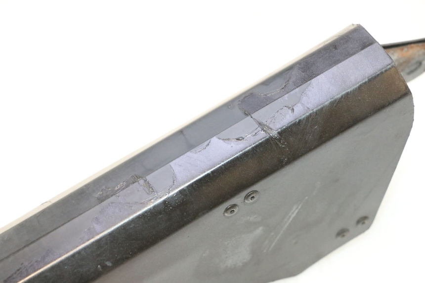 photo de TAMPA DE CORRENTE SUZUKI GSX F GSXF 750 (1988 - 1998) - Detalhe da peça
