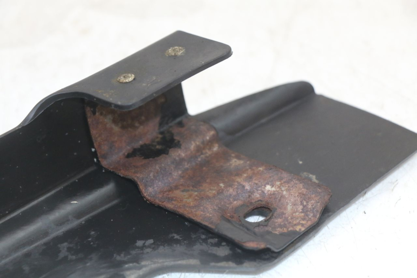 photo de TAMPA DE CORRENTE SUZUKI GS F 500 (2004 - 2007) - Estado da superfície