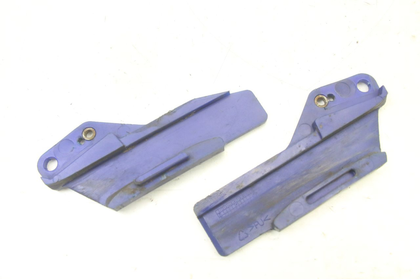 photo de TAMPA DE CORRENTE YAMAHA YZ-F YZF 250 (2007 - 2013) - Detalhe da peça